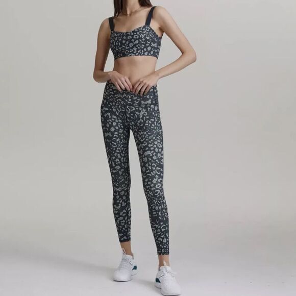 Varley Gray leopard print leggings Luna 25” - Picture 1 of 7
